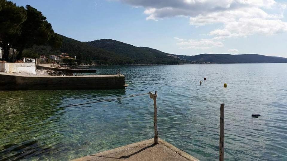 Seaside Dunka Apartment Martinšćica Dış mekan fotoğraf