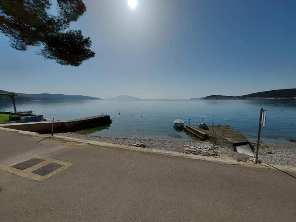 Seaside Dunka Apartment Martinšćica Dış mekan fotoğraf